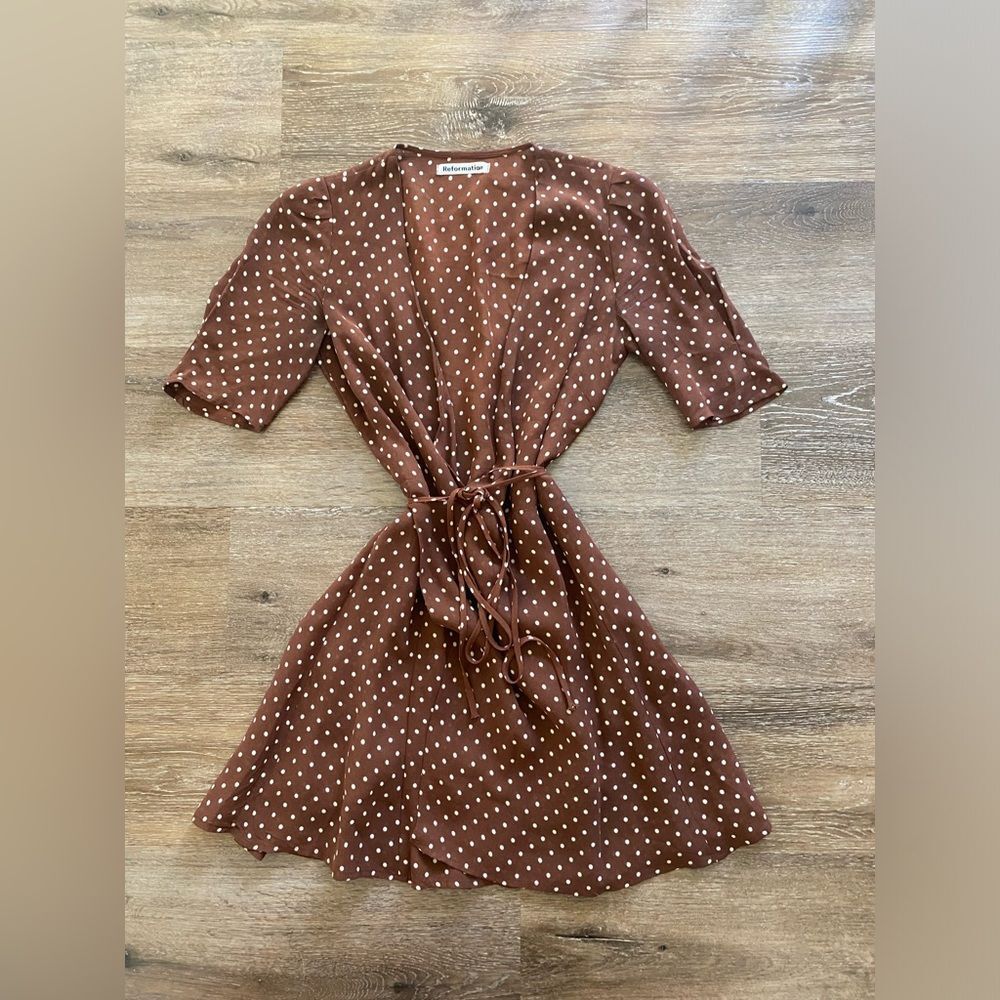 Reformation lucky mini wrap dress xs brown with white polka dots